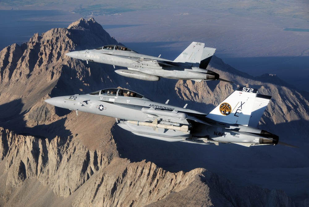 The North Spin - News: USN EA-18G Evaluation with VX-9 Continues with a